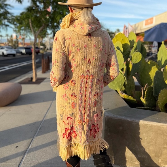 JOHNNY WAS BIYA Cardigan Sweater Duster Hoodie Buttermilk Yellow Embroidered S - Picture 4 of 8